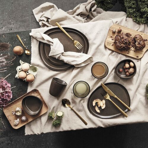 aida raw metallic brouwn organic tafel sfeer