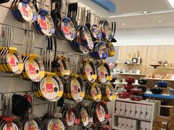 Showroom pannenafdeling 3 (2024_08_29 12_37_49 UTC)